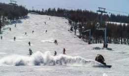 冰山滑雪场爆料事件视频,视频揭露惊人内幕