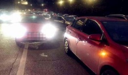 最新红色爆料图片,最新红色爆料图片背后的惊人真相