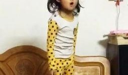 爆料姐妹日常搞笑视频,姐妹花搞笑视频集锦